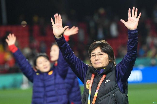 韩国美女脱内衣全过程